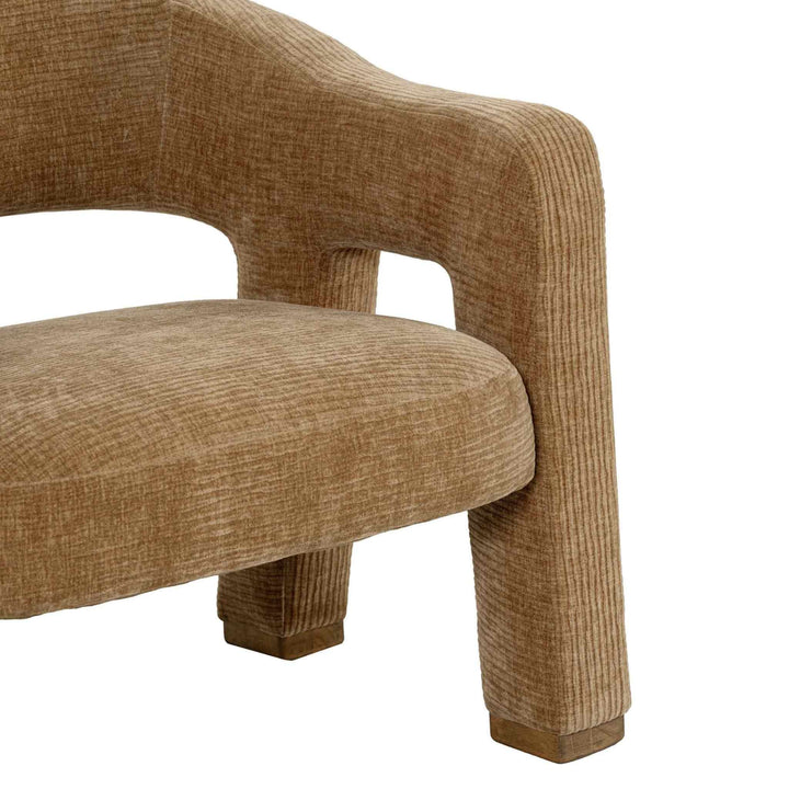 Gwen Club Chair
