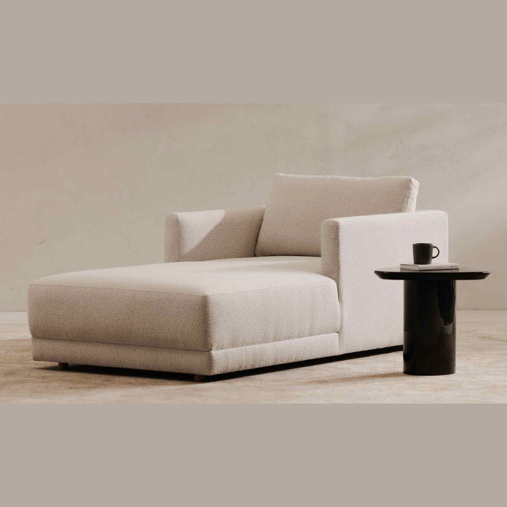 BRINN CHAISE