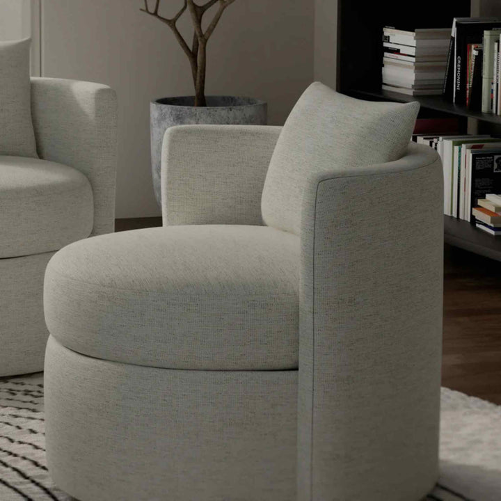 OLIVE SWIVEL CHAIR, CUSTOMIZABLE