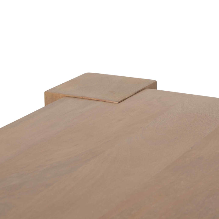 BETONY DINING TABLE