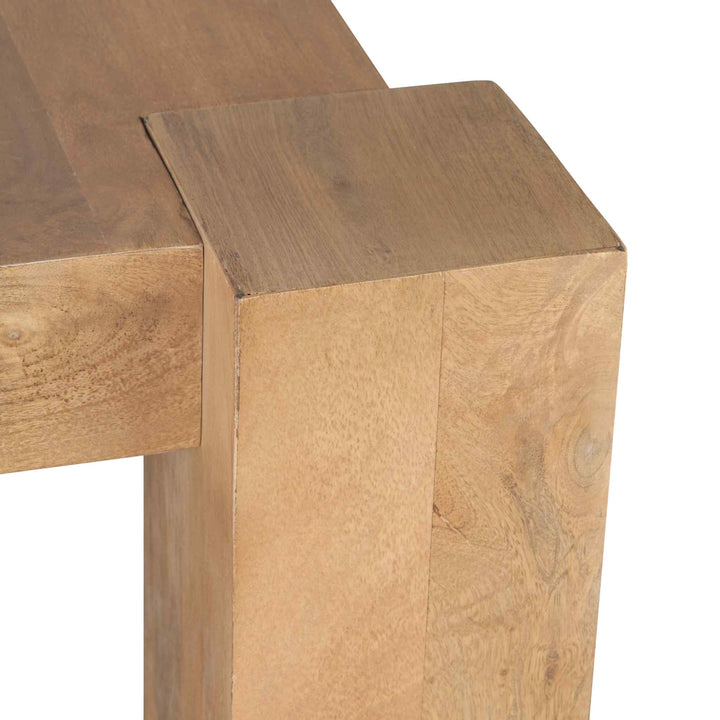 BETONY DINING TABLE
