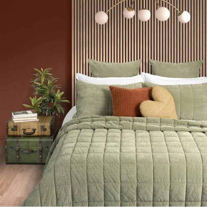 LOFTY BEDDING