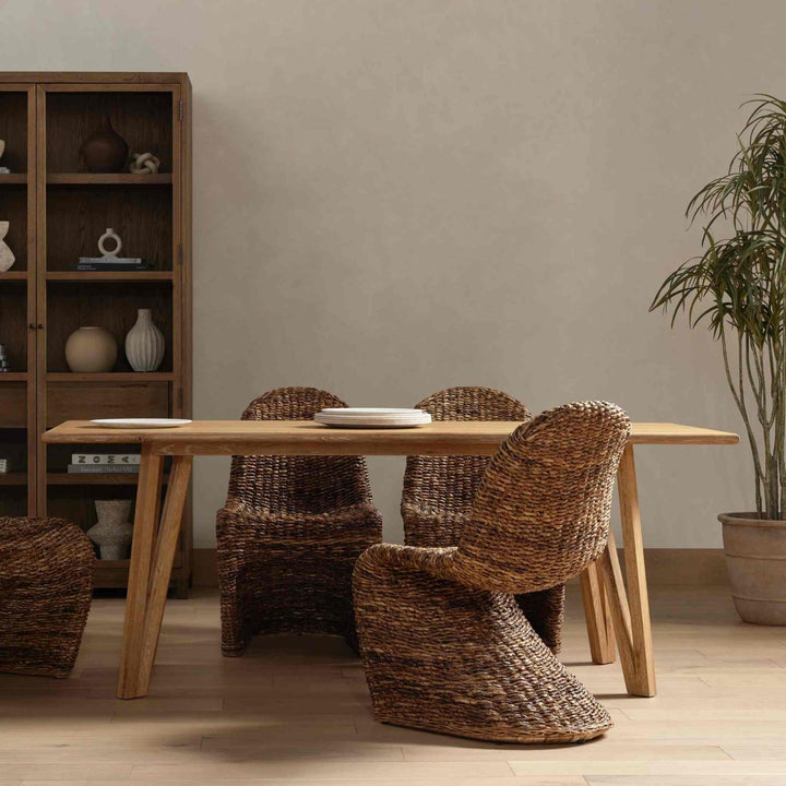 LEAH DINING TABLE