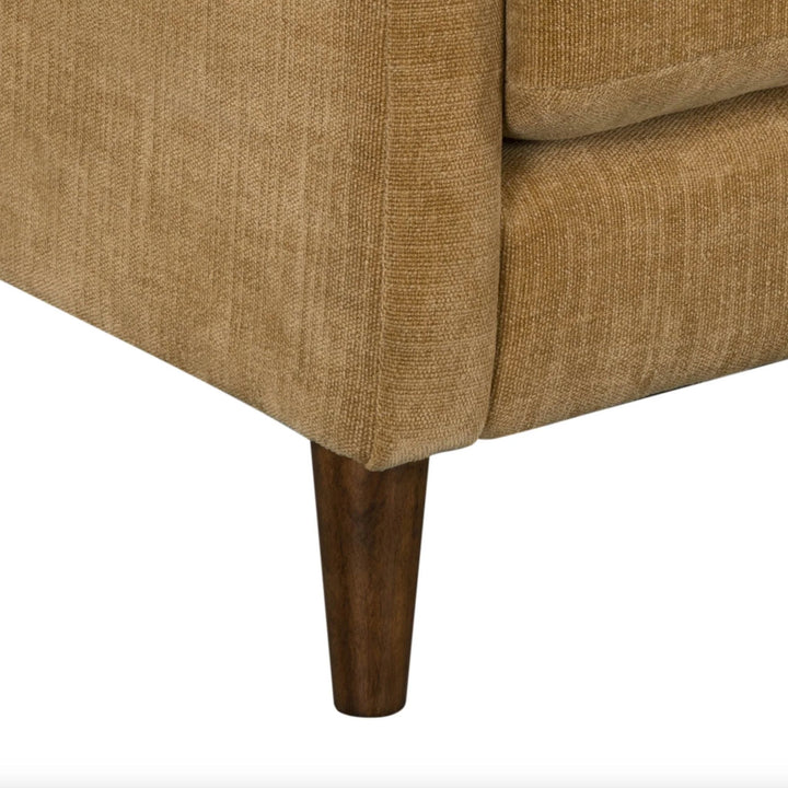 EMMA CLUB CHAIR