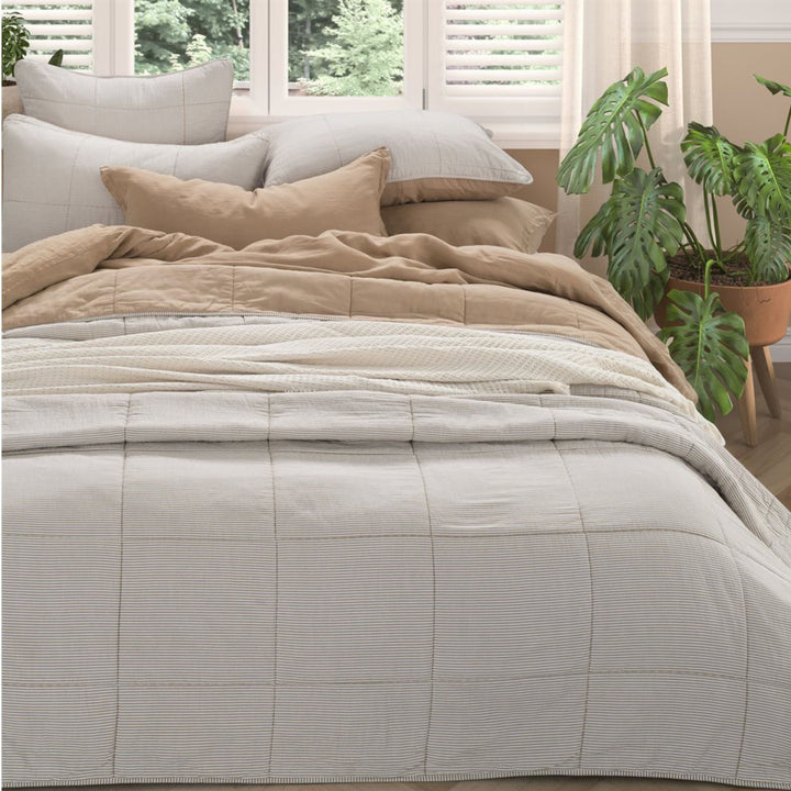 TAGLIATELLE STRIPED REVERSIBLE QUILT