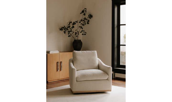 LAYTON SWIVEL CHAIR