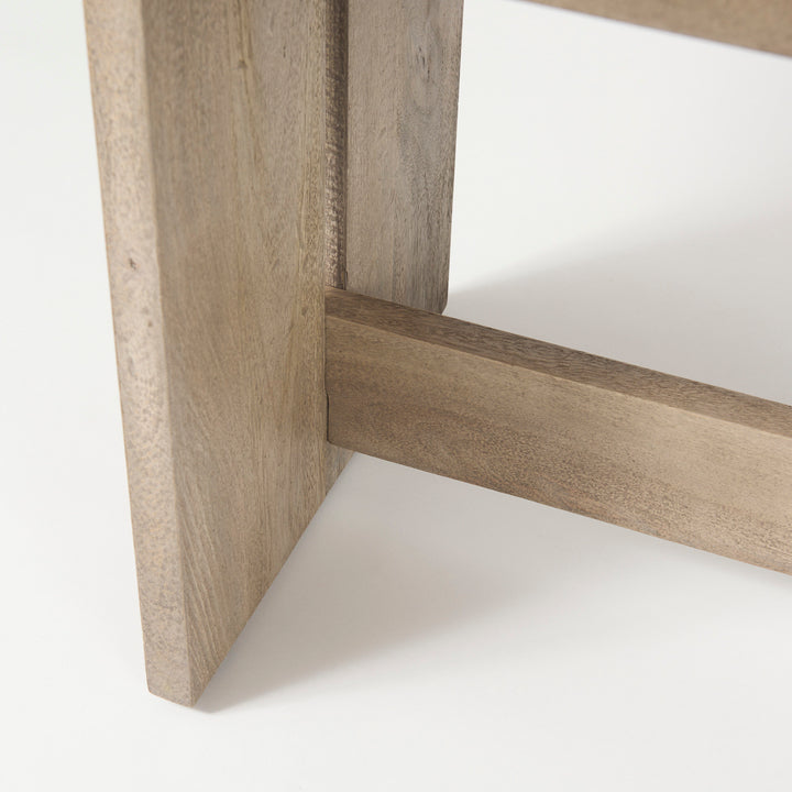 ARIA BENCH