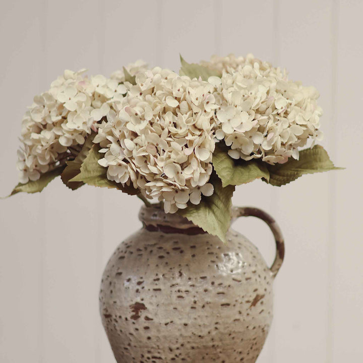 HEIRLOOM HYDRANGEA STEM, WHITE