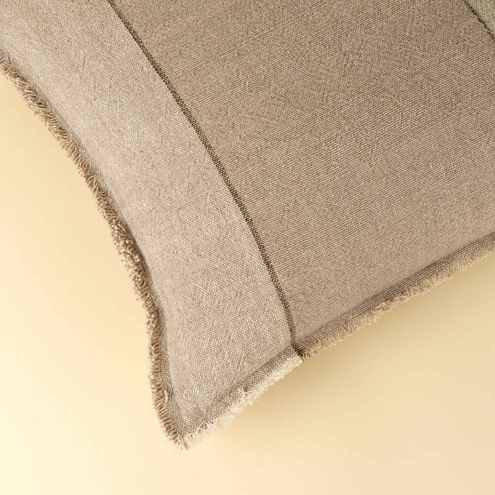 PERCY PILLOW, SAND