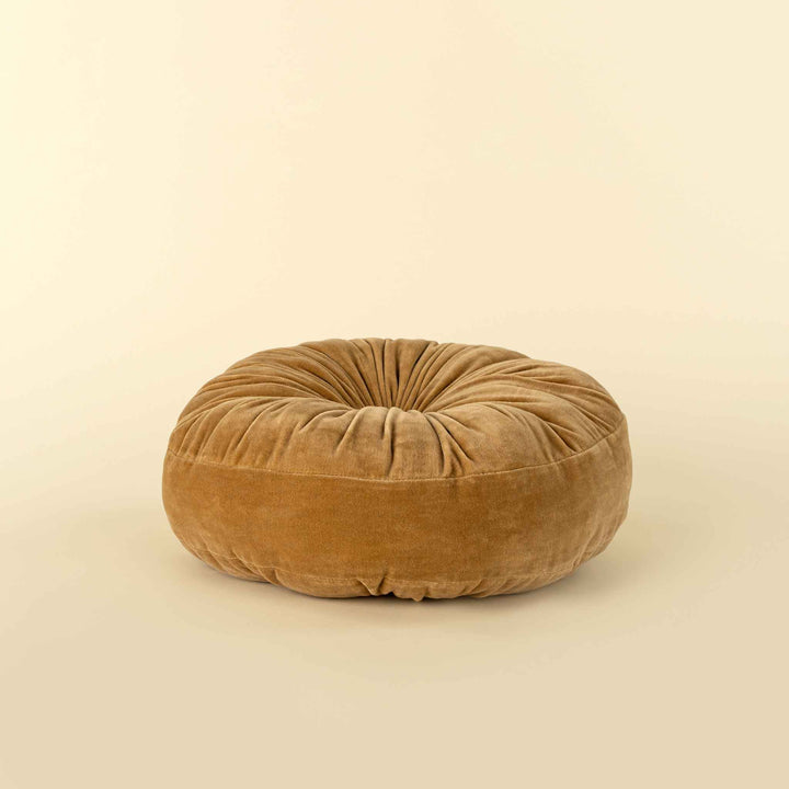 VELVET TUFT ROUND CUSHION, GOLD