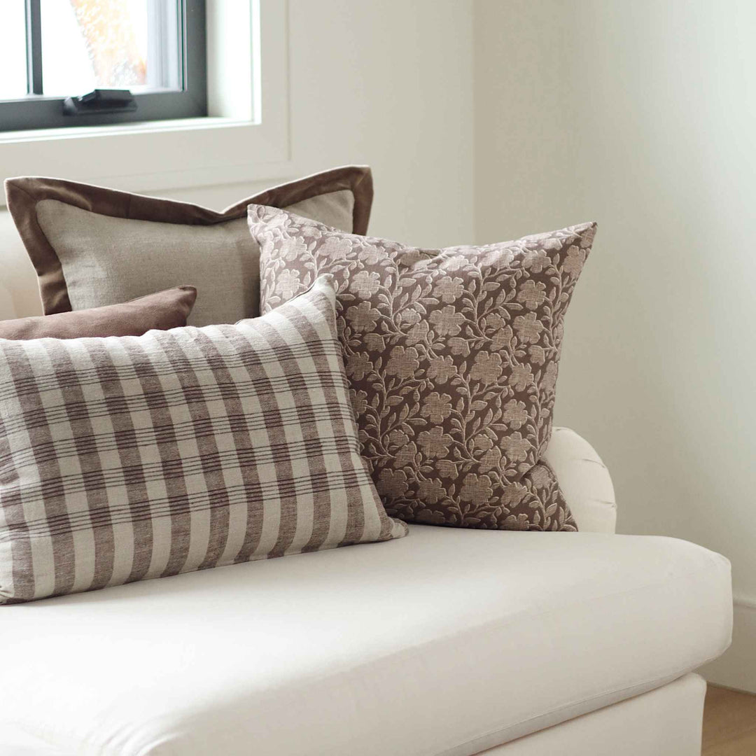 HOMESTEAD PLAID LINEN PILLOW