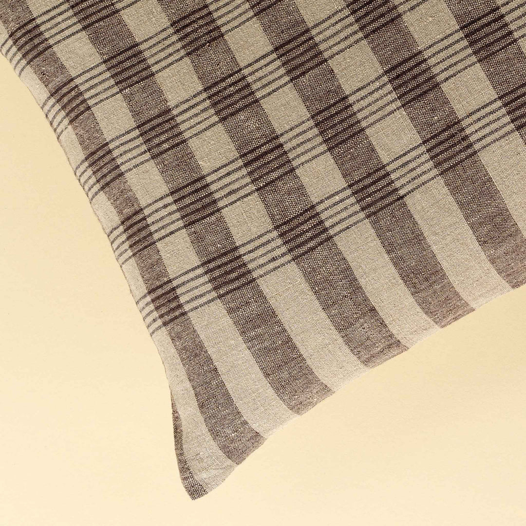 HOMESTEAD PLAID LINEN PILLOW