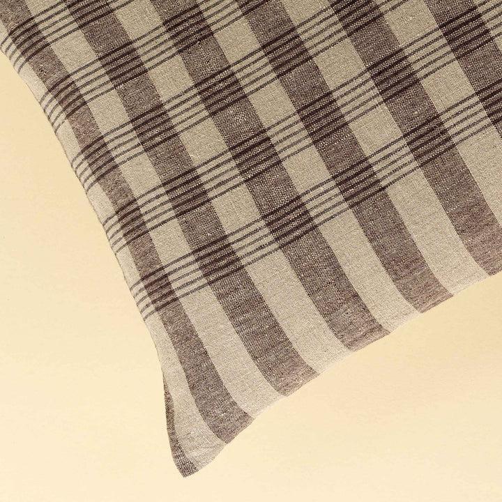 HOMESTEAD PLAID LINEN PILLOW