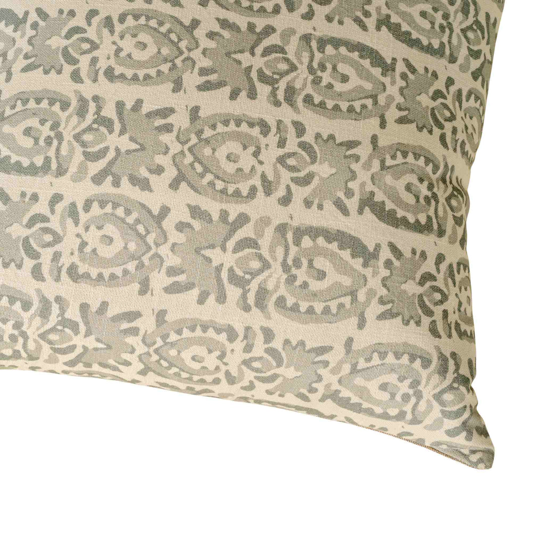 LYLA PILLOW