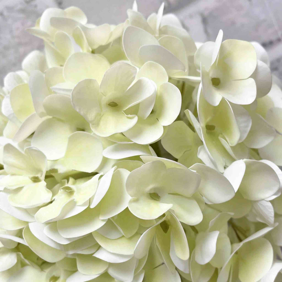 LARGE HEAD HYDRANGEA SPRAY