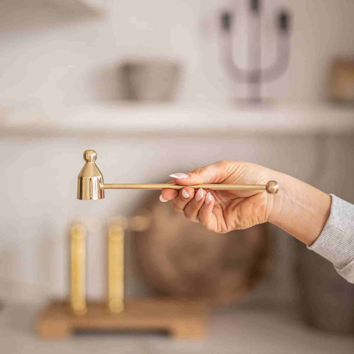LUXURY CANDLE SNUFFER, GOLD