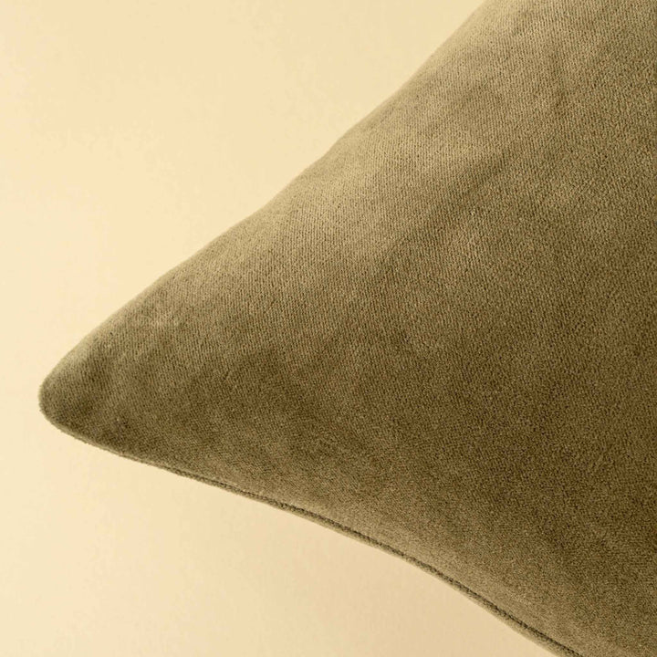 VERA LUXE PILLOW