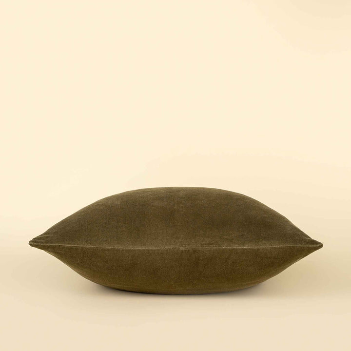 VERA LUXE PILLOW