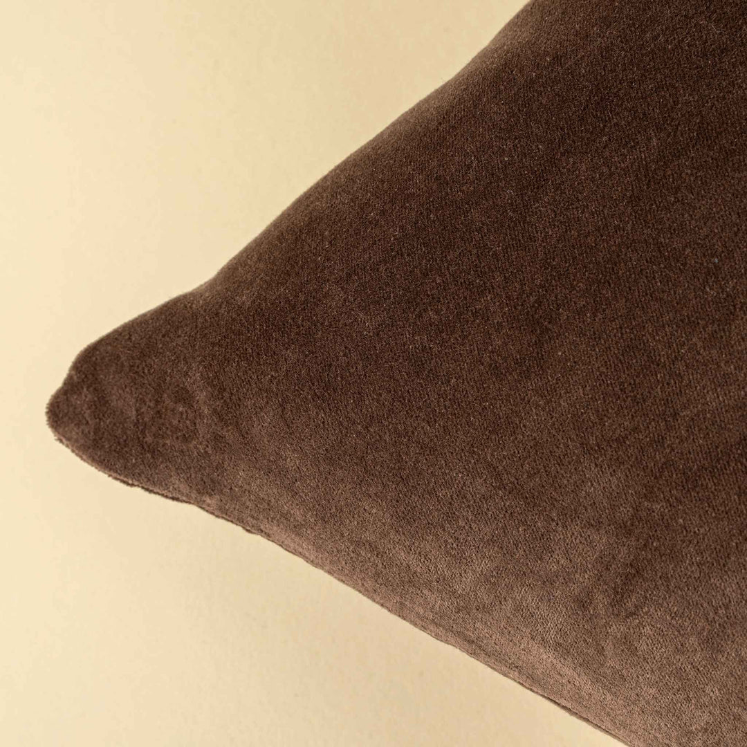 VERA LUXE PILLOW