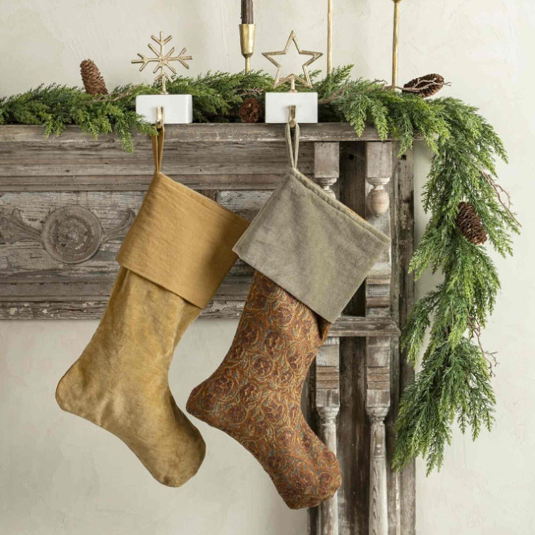 VERA VELVET STOCKING