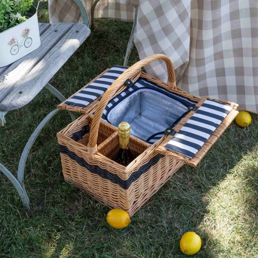 WINE COUNTRY PICNIC BASKET