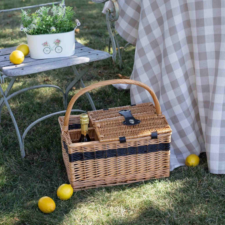 WINE COUNTRY PICNIC BASKET