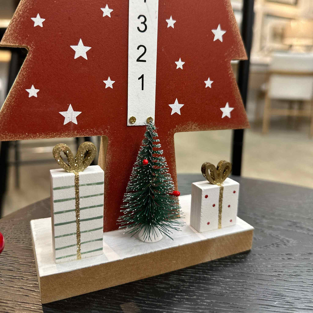 RED TREE WOOD ADVENT CALENDAR