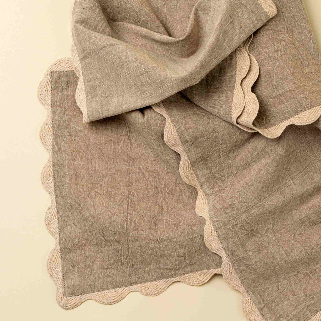 RICK RACK TABLE RUNNER, SAND