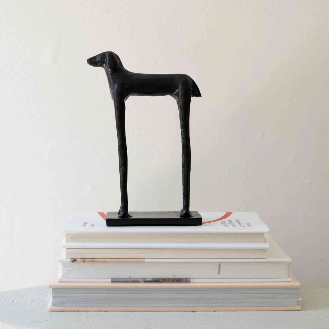 DOGGY LONG LEGS STATUE