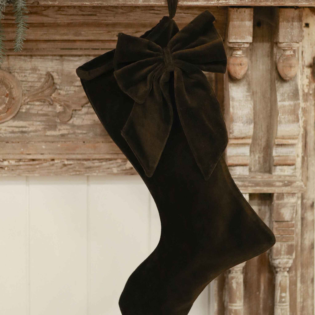 VIXEN VELVET STOCKING