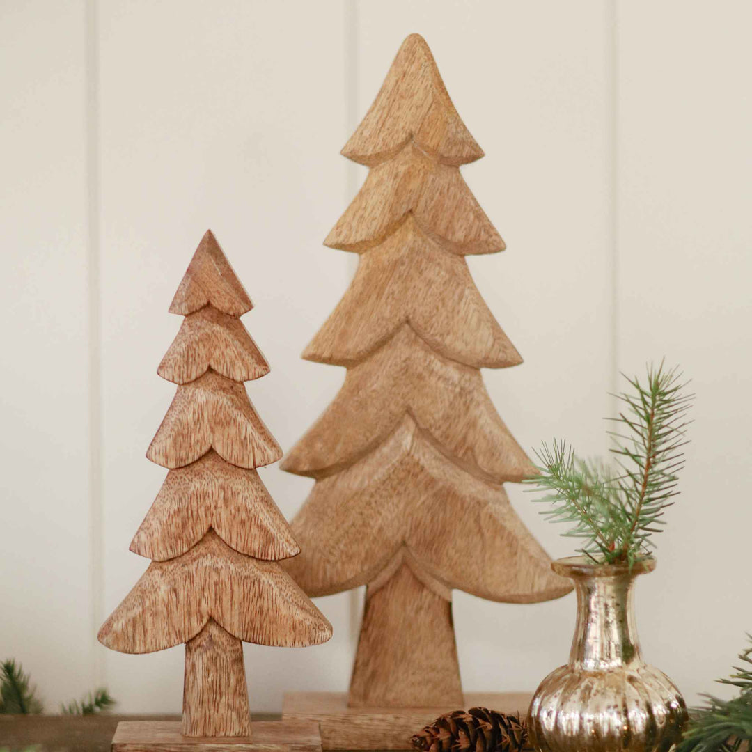 WINTER WOODS CARVED TREE