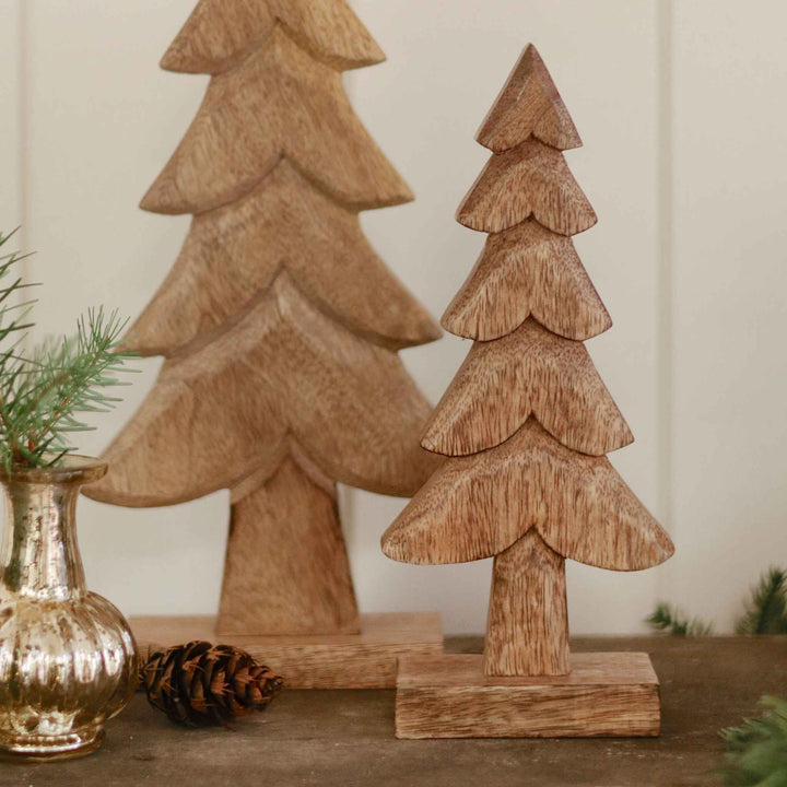 WINTER WOODS CARVED TREE