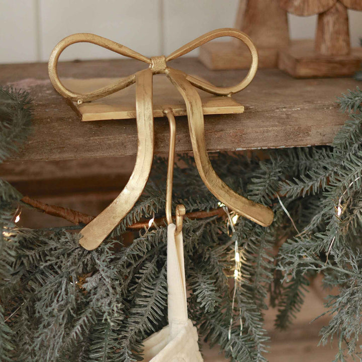 BOW STOCKING HOLDER