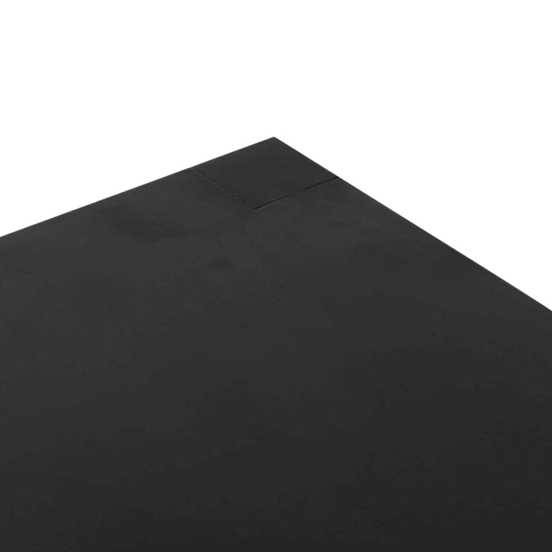 ISADOR DINING TABLE