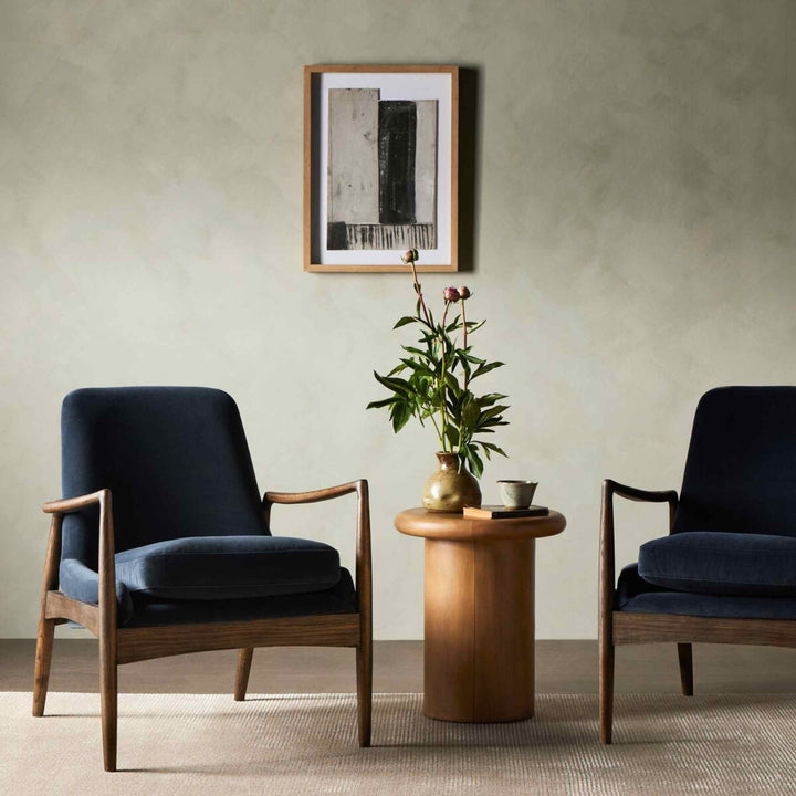 CASH CHAIR