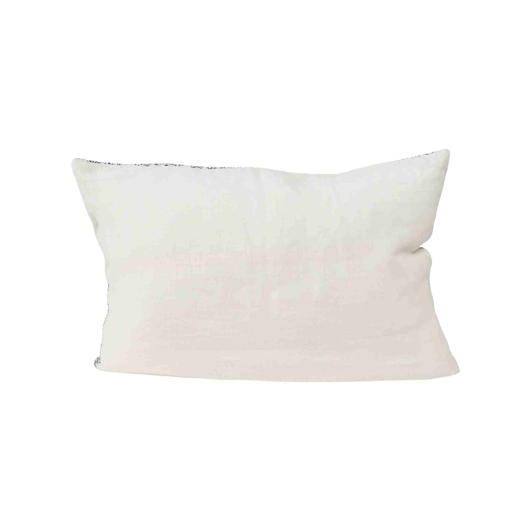 GEORGIA CREAM W/ INDIGO PILLOW