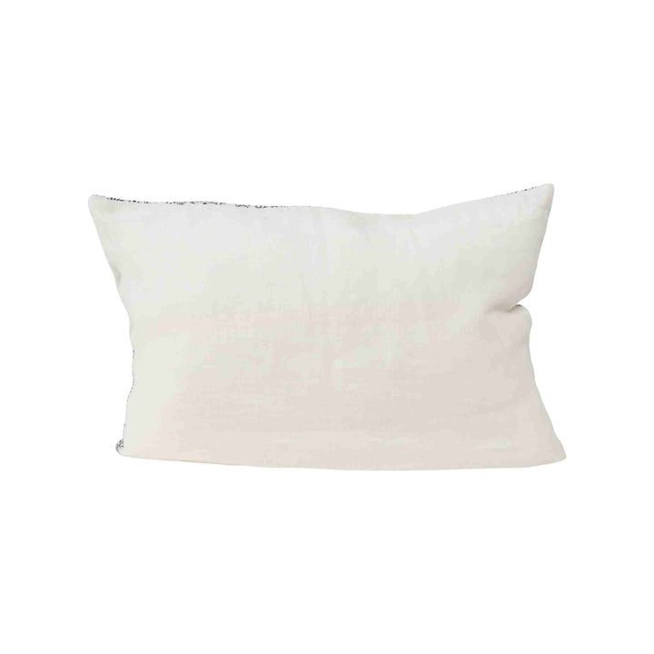 GEORGIA CREAM W/ INDIGO PILLOW