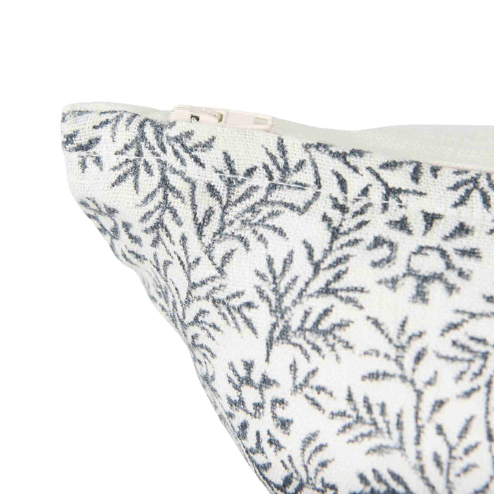GEORGIA CREAM W/ INDIGO PILLOW