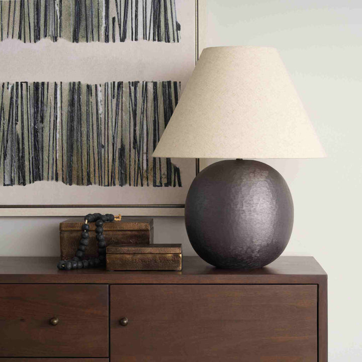 SABLE TABLE LAMP