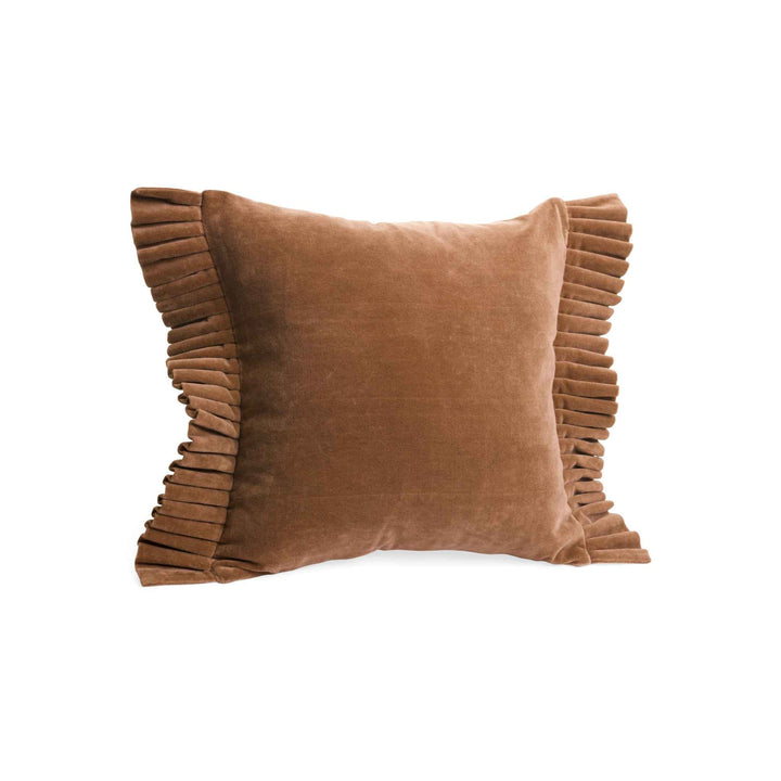 VELVET PILLOW W/ FRILLS
