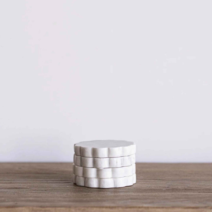 MARBLE SCALLOPED COASTERS S/4