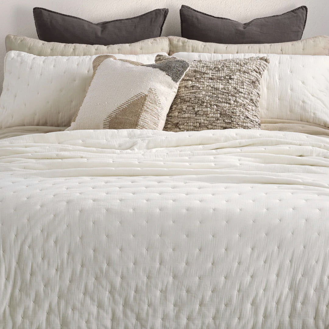 MARGO COVERLET