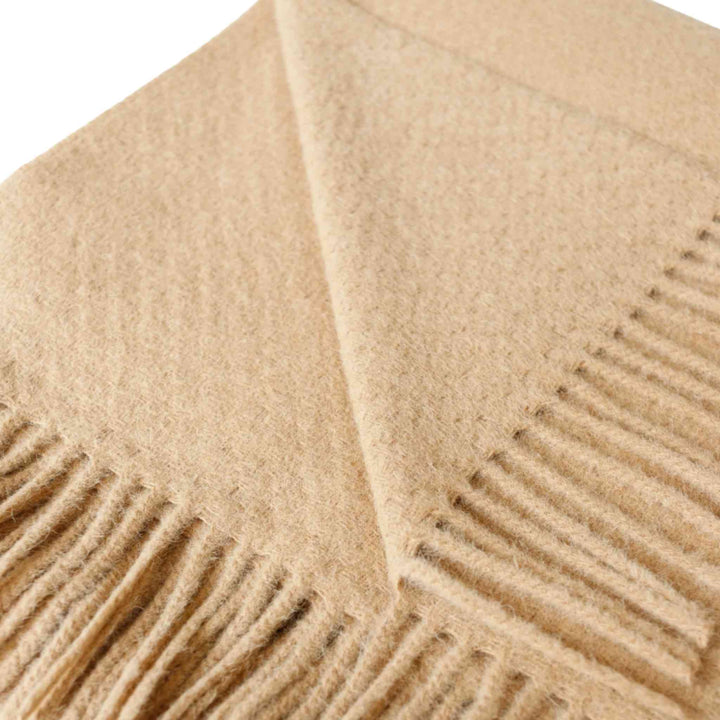 CORK CAMEL THROW