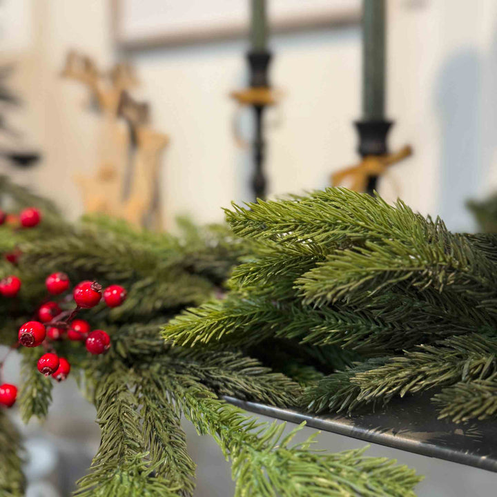 FRESH TOUCH SPRUCE GARLAND