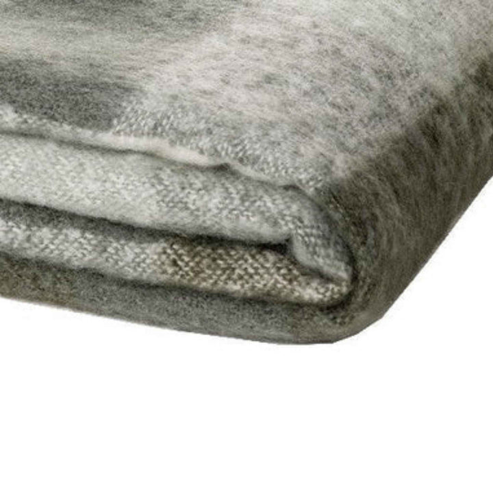 GALWAY PLAID THROW
