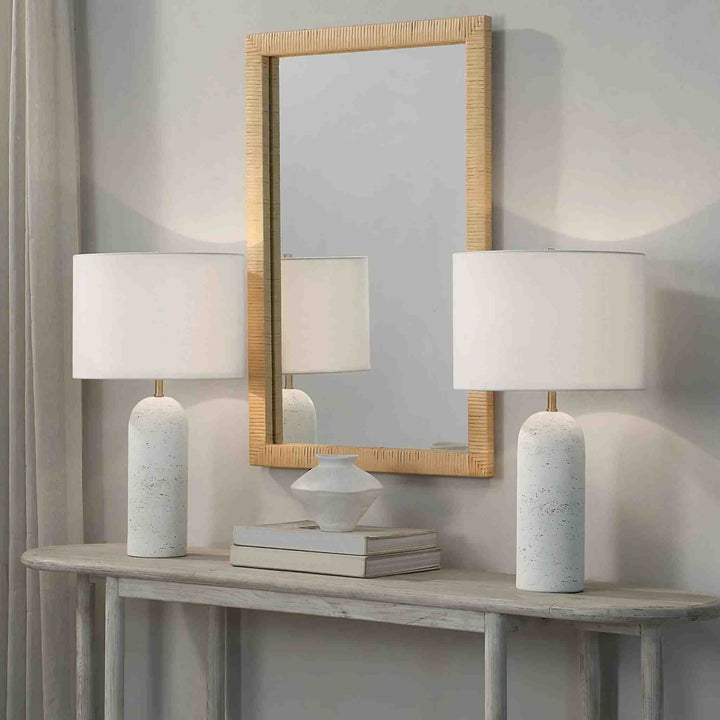 ILYA TABLE LAMP