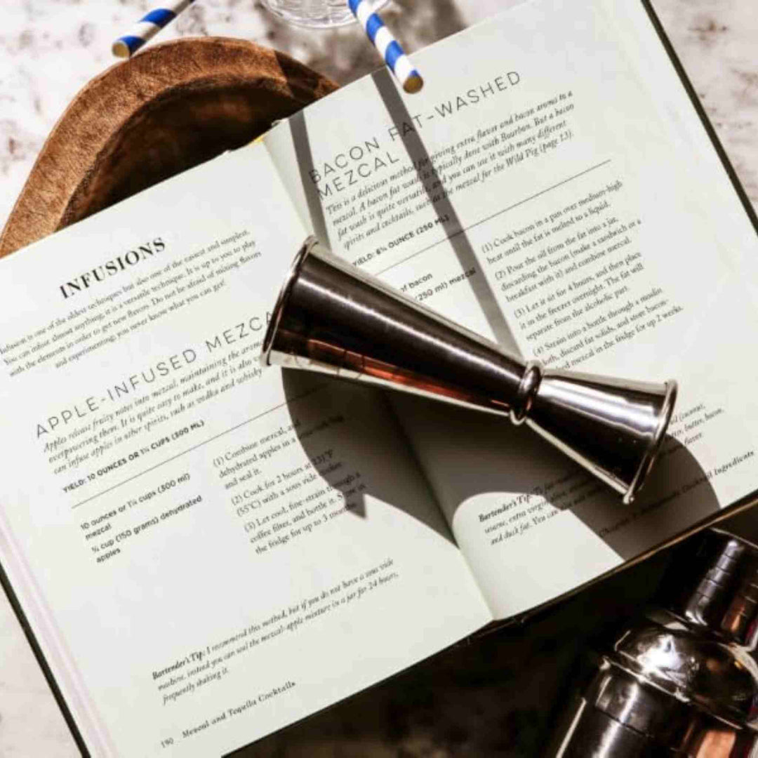 MEZCAL AND TEQUILA COCKTAILS, BOOK