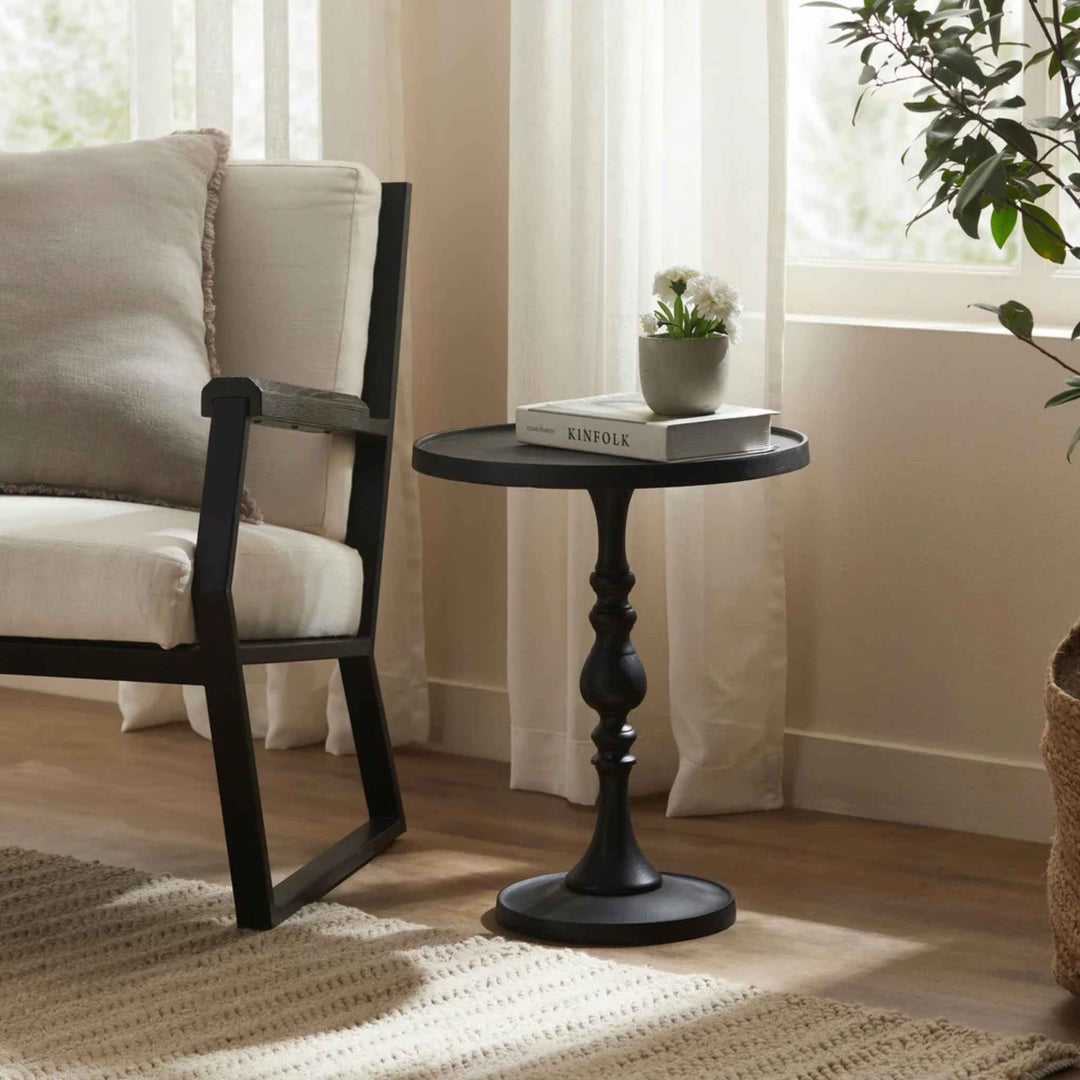YOLANDA ACCENT TABLE