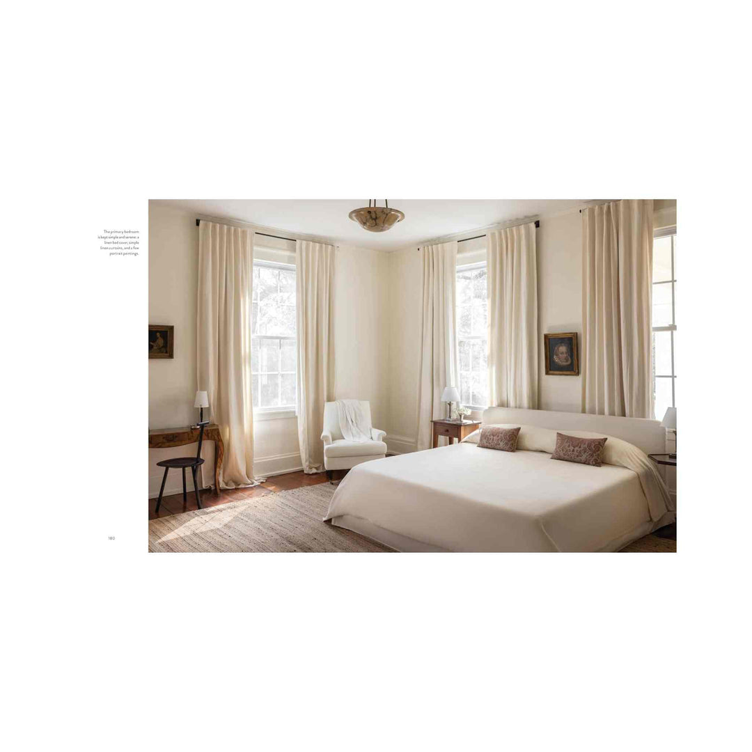 THE ESSENTIALS: THE ART OF INTERIOR DESIGN, BOOK