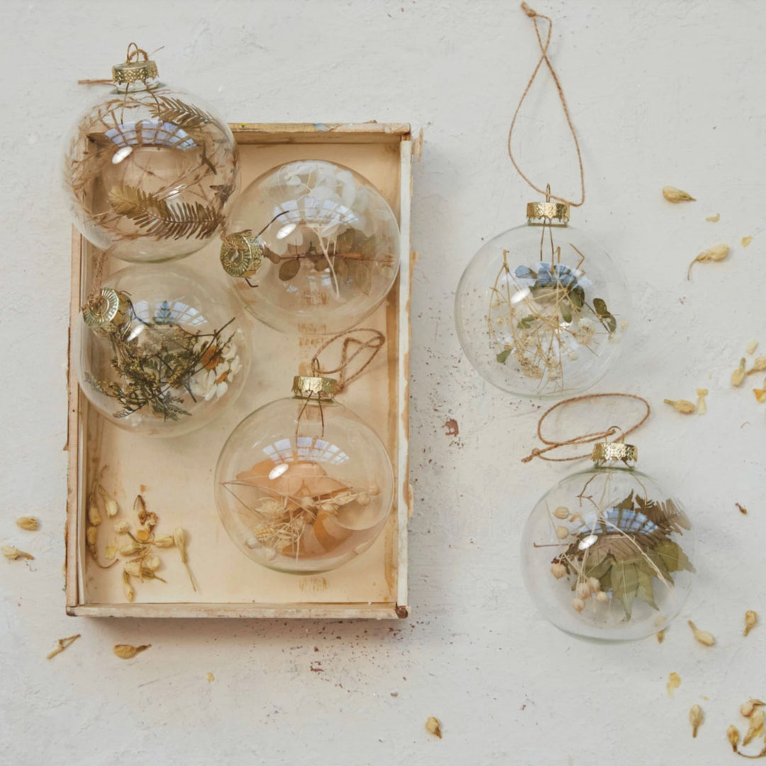 GLASS ORNAMENT W/ ASSORTED BOTANICALS